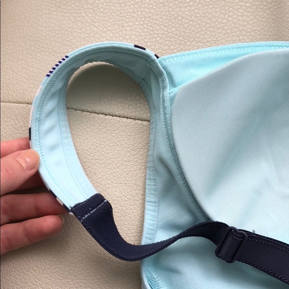 Lululemon 36C - Picture 4 of 5